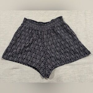 Knox Rose Black High Waist Shorts with Relaxed Fit